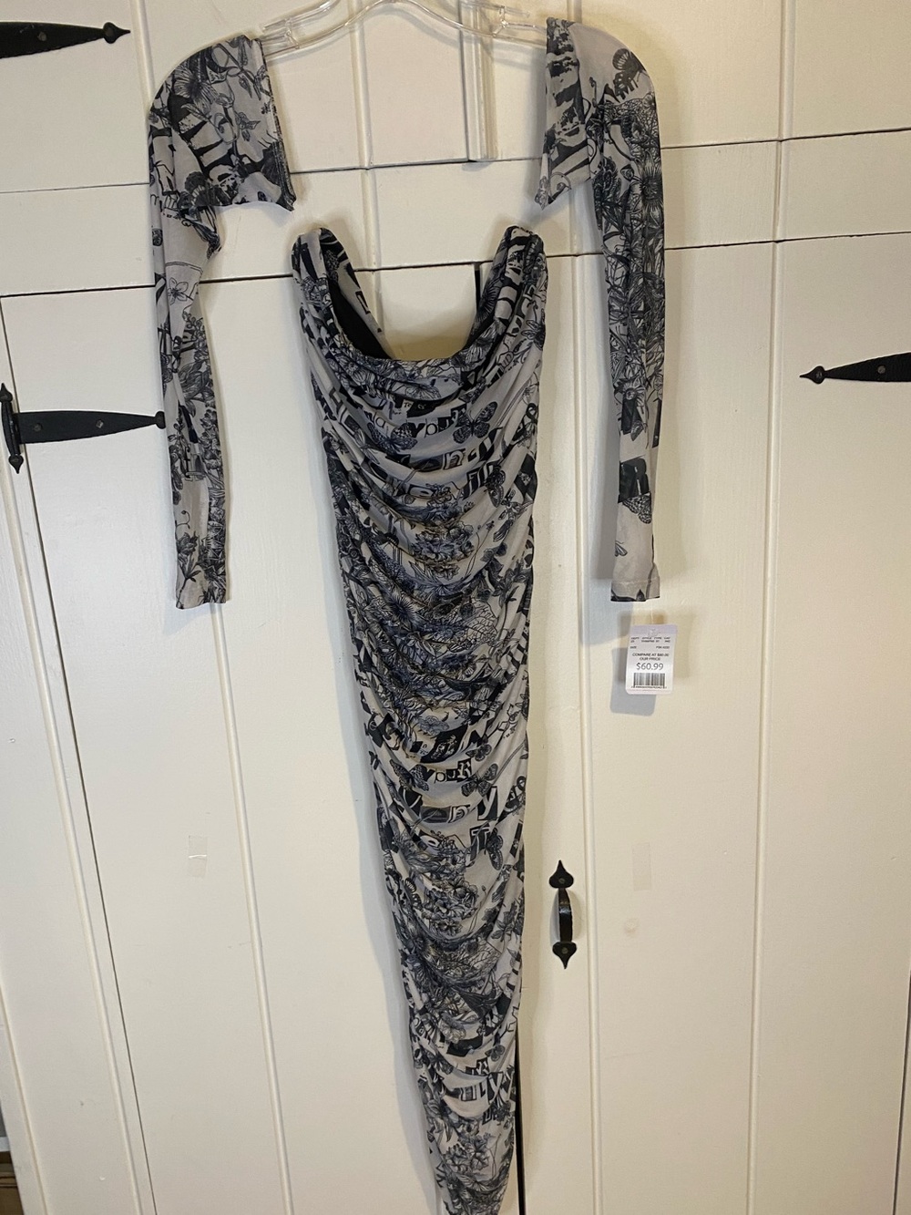 Forever 21 Black & White Print Dress with Cowl Neckline & Ruched Tube Body.